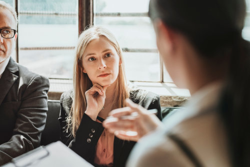 Campaign staffing issues discussion