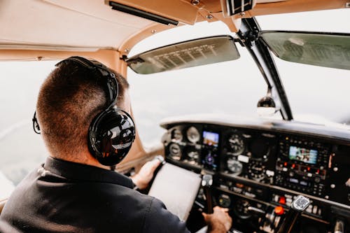 Commercial pilot