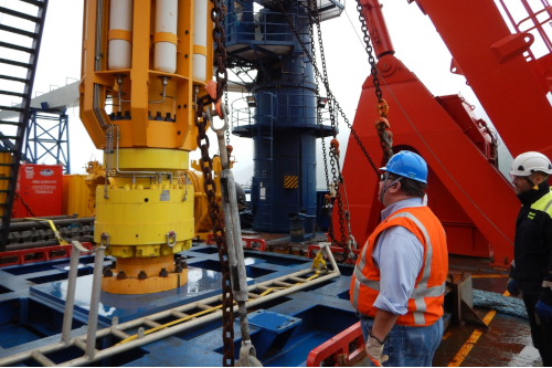 Oil platform inspection